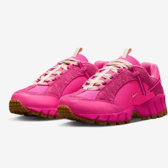 Sold NIKE X JACQUEMUS AIR HUMARA LX - Picture 4 of 9